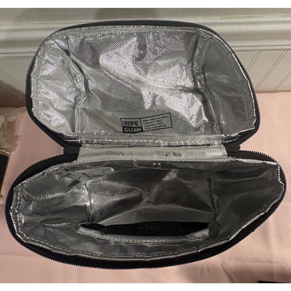 Adidas Insulated Black Lunch Bag With Mesh Pocket & Carabiner Clip - Picture 6 of 10